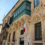 La Valette - balcons 'maltais' de l'htel de police